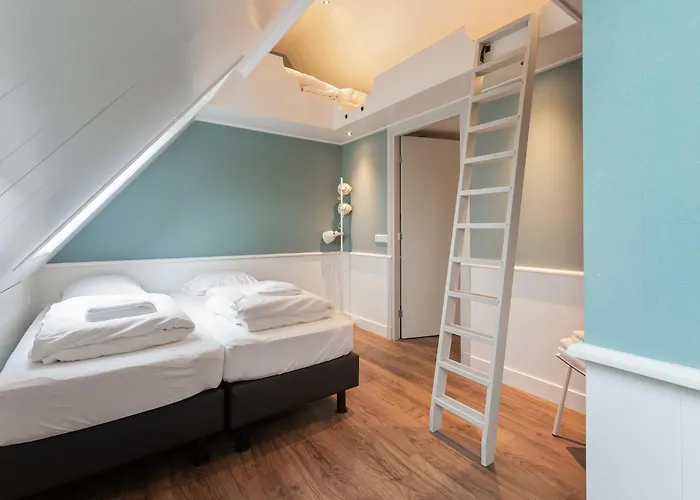 Spacious In The Beemster Near A Windmill * Middenbeemster