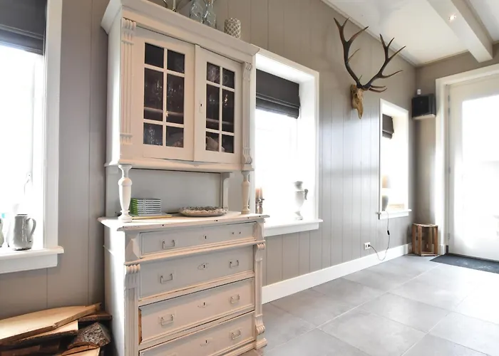 Spacious In The Beemster Near A Windmill Vakantiehuis *